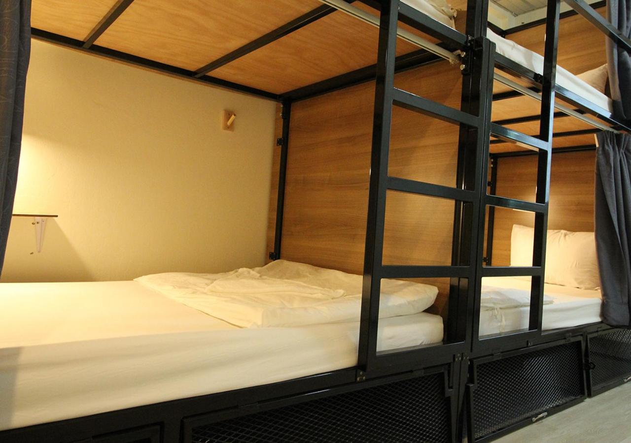 Chaiwat Hostel Bangkok Buitenkant foto
