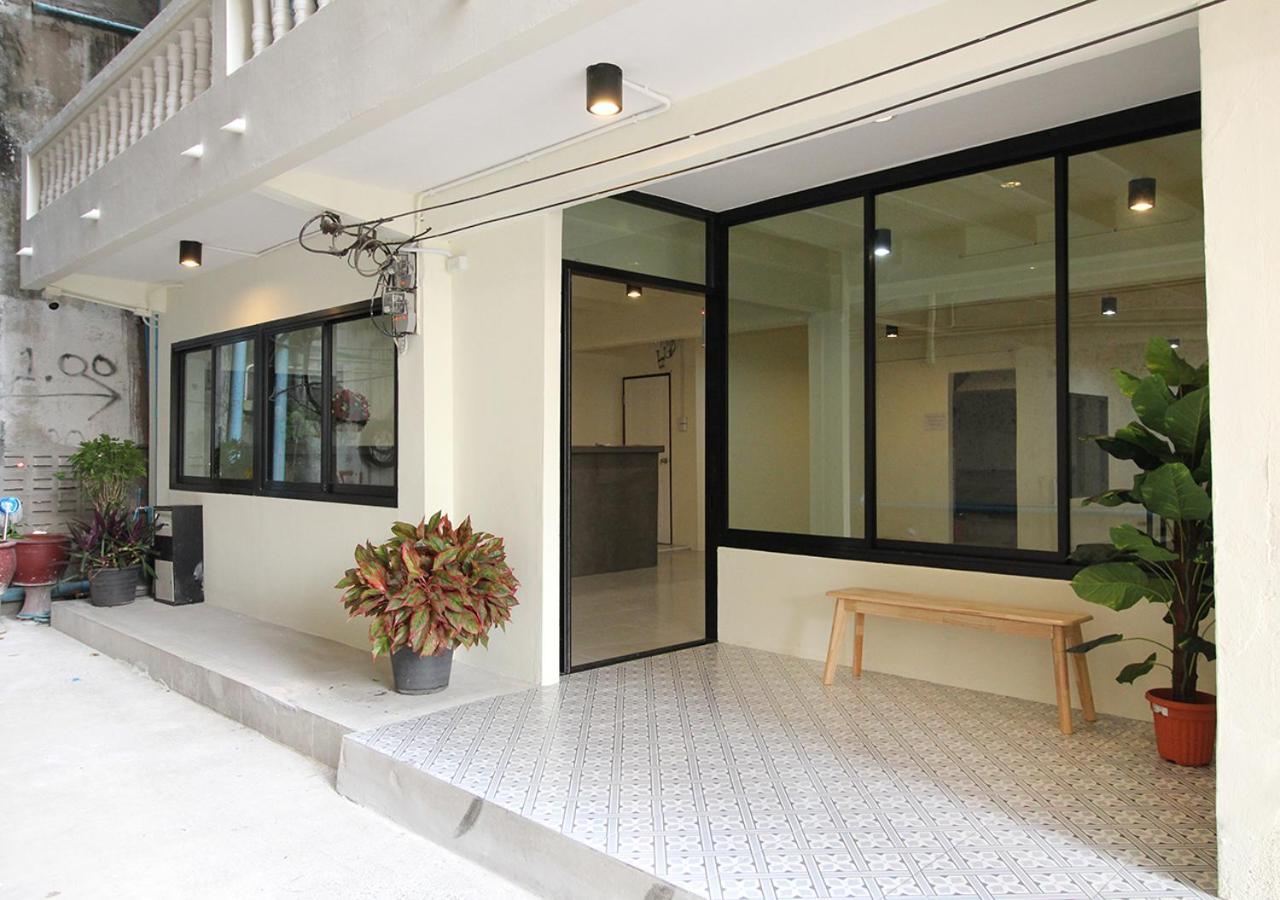 Chaiwat Hostel Bangkok Buitenkant foto