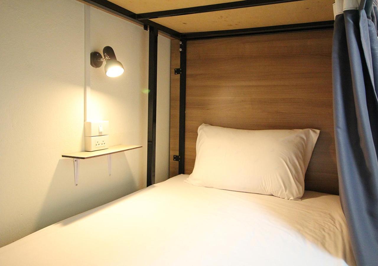 Chaiwat Hostel Bangkok Buitenkant foto
